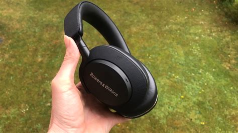 Bowers And Wilkins Px7 S2 Review Classy And Detailed Noise Cancelling