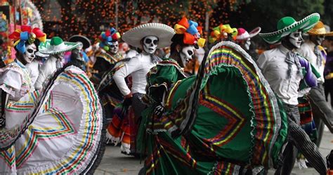 2 de noviembre Día de Muertos en México cuál es el motivo de esta