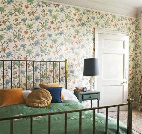 Country Style Floral Interiors By Color