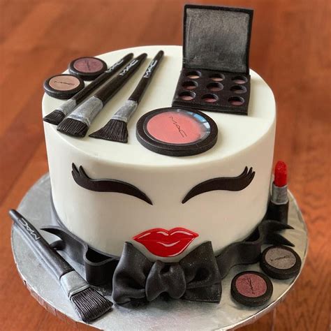 Make Up Cakes Pictures 126 Makeup Cakes Ideas Make Up Cake Cupcake