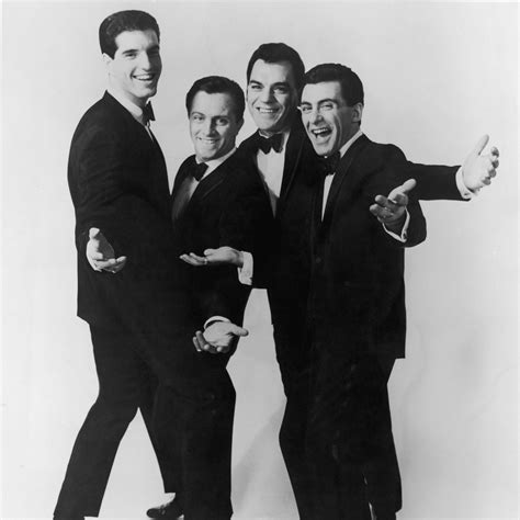 Download Frankie Valli And The Four Seasons Melodies Wallpaper