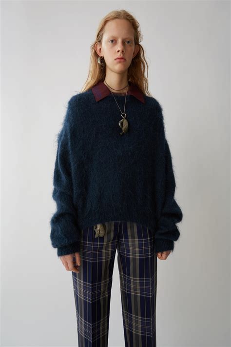 No outfit is complete without matching accessories. Acne / Mohair Crew Knit | NICE des Clothing - blog