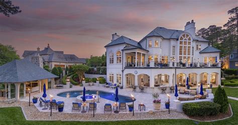 Lake Norman Summer Retreat Reduced To 565m In Mooresville Nc