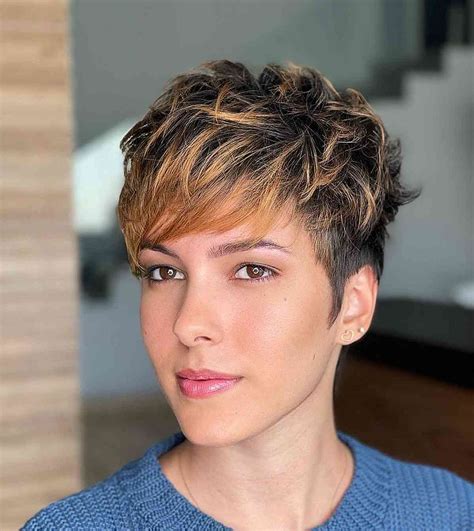 Stunning Pixie Cut Ideas For Dark Brown Hair With Playful Highlights