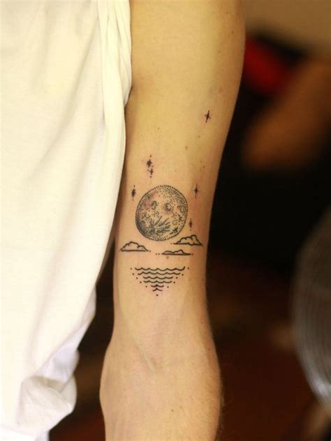 You not only have many options. 45 Hypnotic Patterns of Moon Tattoos