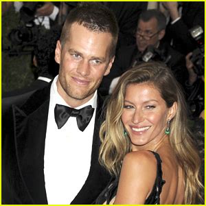 Tom brady and wife gisele bündchen don't fool around ahead of a football game — details. Who is Tom Brady's Wife? Meet Gisele Bundchen, Model & Mom! | Gisele Bundchen, Tom Brady : Just ...