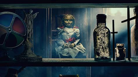 El Nuevo Trailer De Annabelle Comes Home Ofrece Más Terror Y Agonía