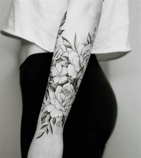 100 Tattoo And Flower Tattoo Feminine Tattoos Hand Tattoos Tattoos