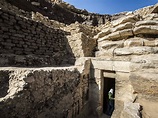 After More Than 4,000 Years, Vibrant Egyptian Tomb Sees The Light Of ...