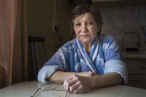 Madre Rusa Lamenta Muerte De Hijo En Ataque De Eeuu En Siria