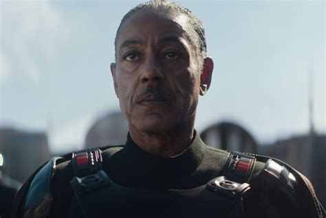 The Mandalorians Giancarlo Esposito Would Return For Star Wars