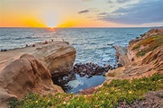 Sunset Cliffs National Park in San Diego - A Famous Coastline with ...