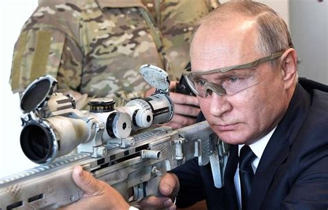 Video Russie Poutine Se La Joue Sniper En Essayant Une Nouvelle