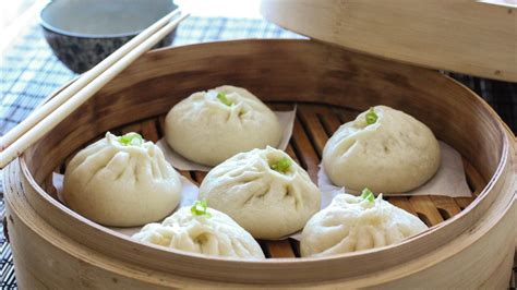 Pin By On Chinese Food Baozi Meat Bun Steamed