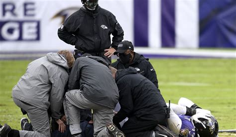 Ronnie Stanley Baltimore Ravens Tackle Carted Off Field With Ankle