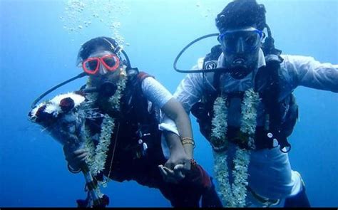 Literally Taking The Plunge This Indian Couple Dived Underwater To Get