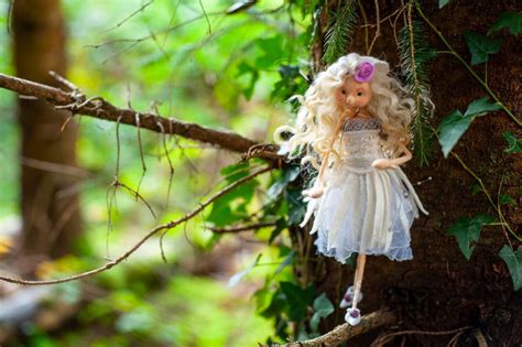 Fairies In Ireland Irish Fairy Folk Bear Essentials Ireland Fairies
