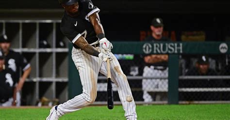 White Sox Shortstop Tim Anderson Out 4 6 Weeks With Torn Ligament In His Hand Cbs Chicago