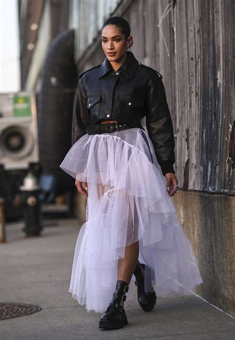 15 Stylish Ideas On What To Wear With A Tulle Skirt