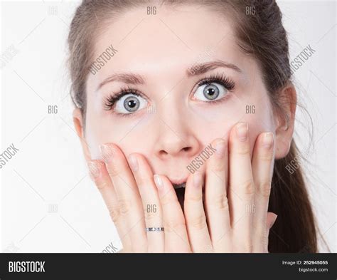 Shock Face Expressions Image And Photo Free Trial Bigstock