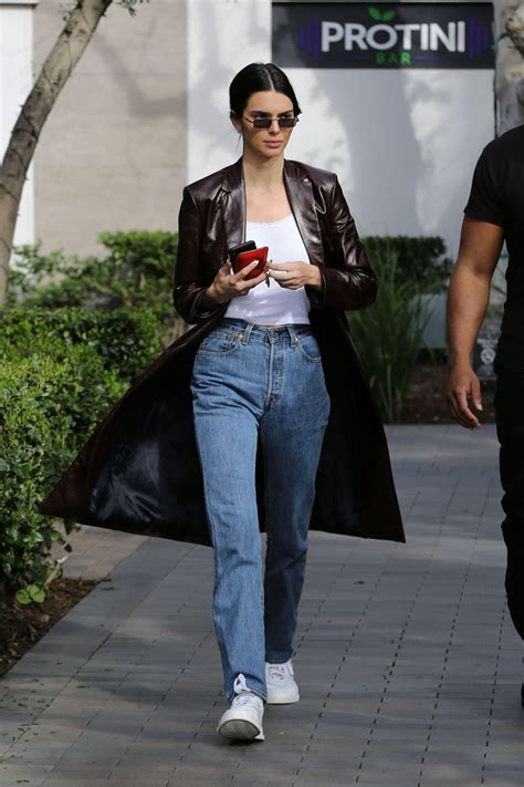 Find the perfect kendall jenner stock photos and editorial news pictures from getty images. Kendall Jenner Out Shopping in Woodland Hills 03/19/2019 ...