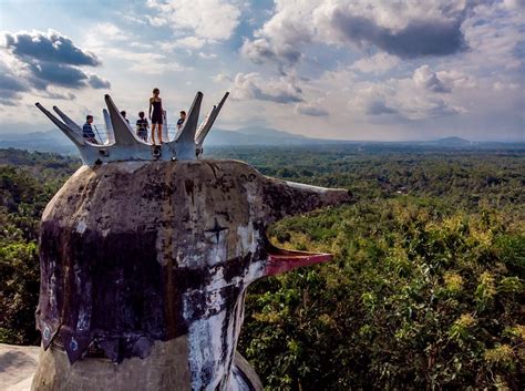 Gereja Ayam Wisata Unik di Magelang yang Magis