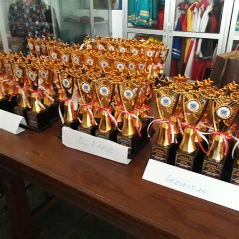 We did not find results for: Gelar Upacara Bendera, SMP Negeri 1 Wates Serahkan Piala ...