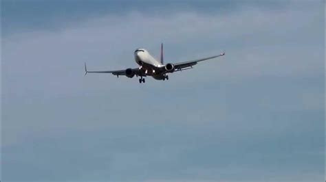 New Split Scimitar Winglet Delta 737 932er N836dn Landing In Salt