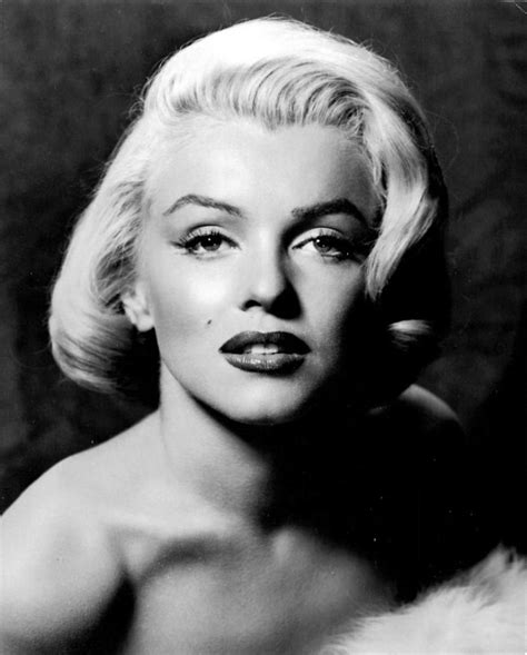 Marilyn Monroe Marilyn Monroe Photos Marilyn Monroe Sex Symbol