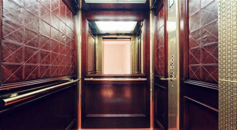 Nyc Woman Was Stuck In An Ues Townhouse Elevator For The Entire Weekend Secret Nyc