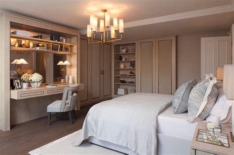 Queen Annes Gate Traditional Bedroom London By Rachel Winham