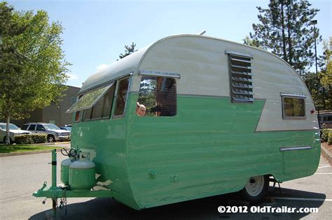 Pin By Shannon Elizabeth On Cute Campers ★ Vintage Travel Trailers