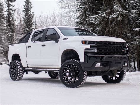 2019 Chevrolet Silverado 1500 With 22x10 18 Fuel Assault And 3312
