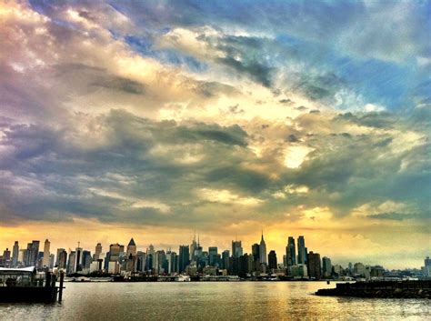 Filethe New York City Skyline After A Stormy Afternoon From Port