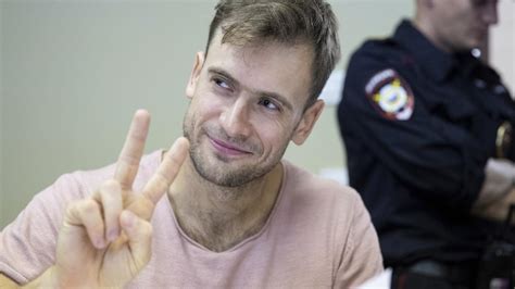 Pussy Riot Pyotr Verzilov ‘poisoned Says German Doctors Au