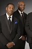Temptations singer Larry Braggs returns to tour after stage fall