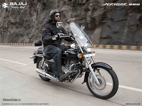 Latest bike reviews by experts, full road test reviews with star ratings for performance, milage, features and comfort. Bajaj Avenger 220 DTSi Wallpaper - Bikes4Sale