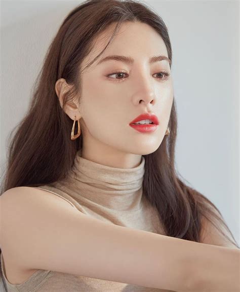 Artis Wanita Korea Paling Cantik 2020 Aulesco