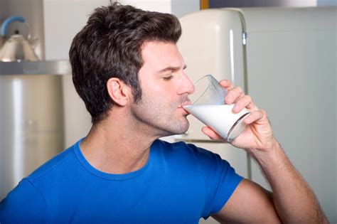 Why Milk Is The Perfect Recovery Drink Men S Running UK