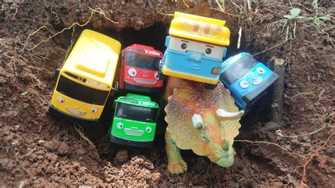 Mencari Mainan Tayodinosaurusdamptrukmobil Konstruksitruk Damkar