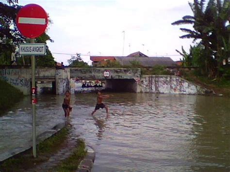 Info Banjir Karawang: banjir di Karawang