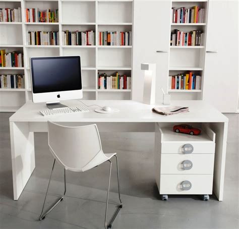 Home office desk white white modern home office desk. 5 Key Factors For Choosing Best Executive Office Desk