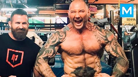 Dave Bautista Training For Avengers Muscle Madness Youtube