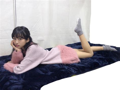 【欅坂46】セクシーポーズを決める原田葵の姿を上村莉菜カメラマンがブログで公開。葵ちゃん 櫻坂46まとめきんぐだむ