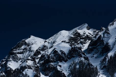 Mountains With White Snow During Daytime Photo Free Image On Unsplash