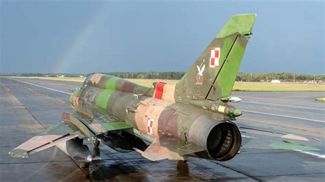 Pin Op Sukhoi Su 7 22 Fitter