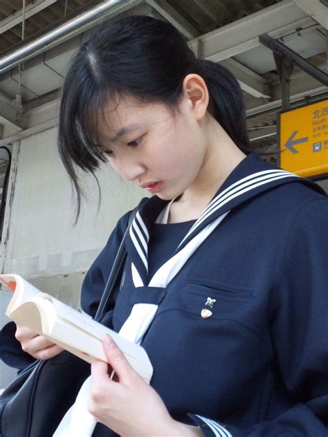 Mode wanitaおしゃれまとめの人気アイデアPinterestnadia 可愛いアジア女性 アジアの女性 日本の学校の制服