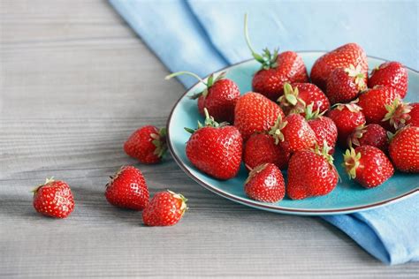 Peut On Conserver Les Fraises Au Frigo - Comment conserver les fraises au frigo pendant des semaines? | ADF