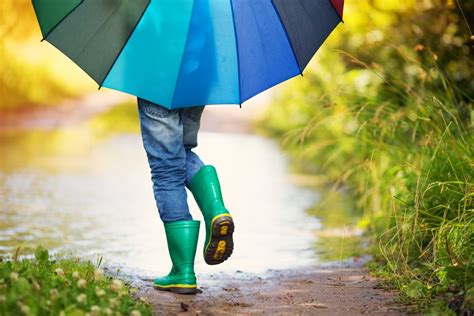 6 Ways To Stay Cool And Make The Most Of Peak Rainy Season