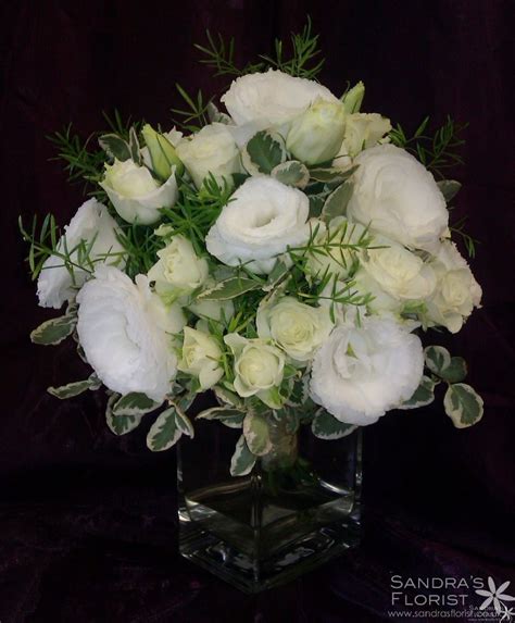 50th Wedding Anniversary Floral Arrangements White Rose And Lisia